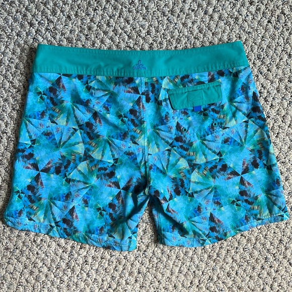 Prana Emerald Pinwheel Makenna Boardshort - Picture 3 of 7